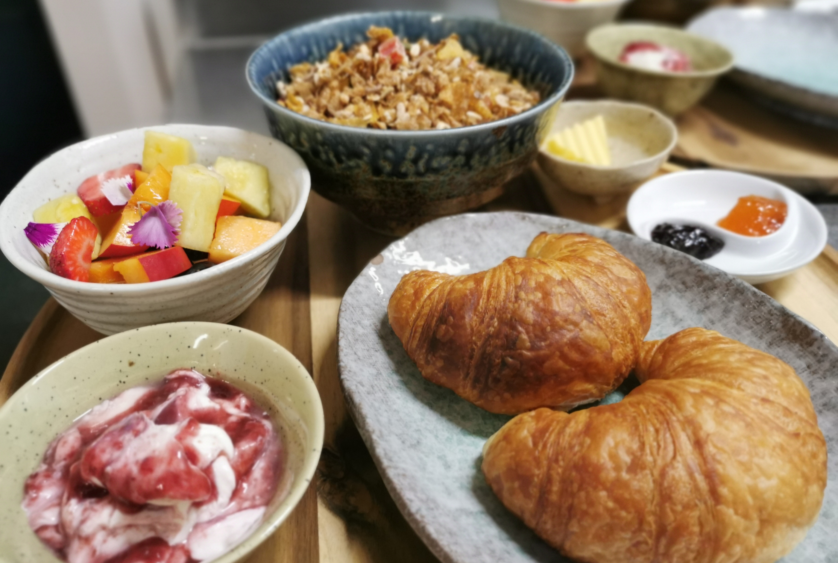 Woodhouse Mountain Lodge breakfast