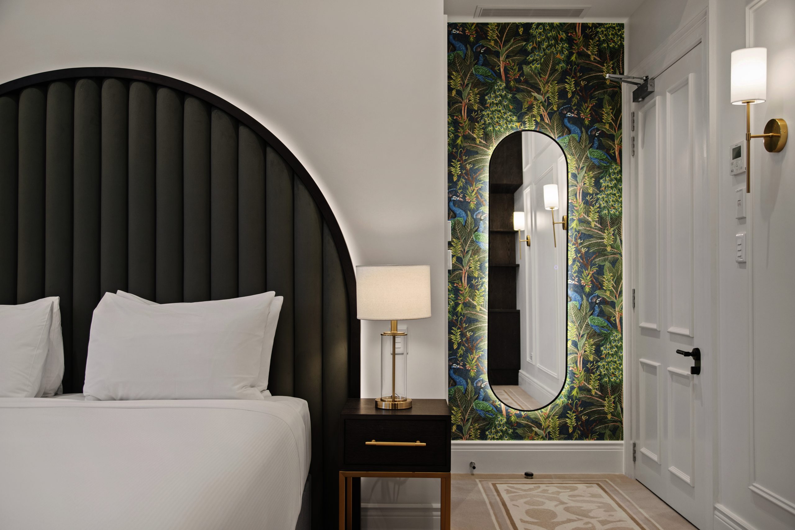 Clements Suite detail